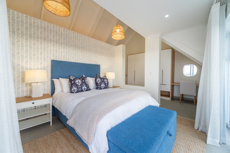 5 Bedroom Property for Sale in St Francis Links Eastern Cape